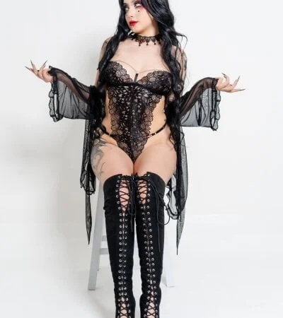 Adeelinee Stripchat Model