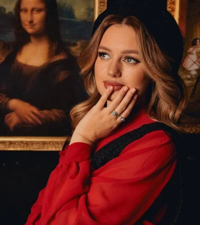 MiracleCurly Stripchat Model